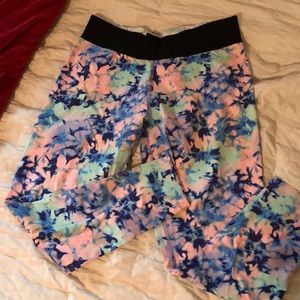 Victoria’s Secret PINK Tye-Dye Leggings